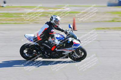 media/Jan-20-2023-Fastrack Riders (Fri) [[f2ad32aba3]]/Level 2/session 3 turn 9/